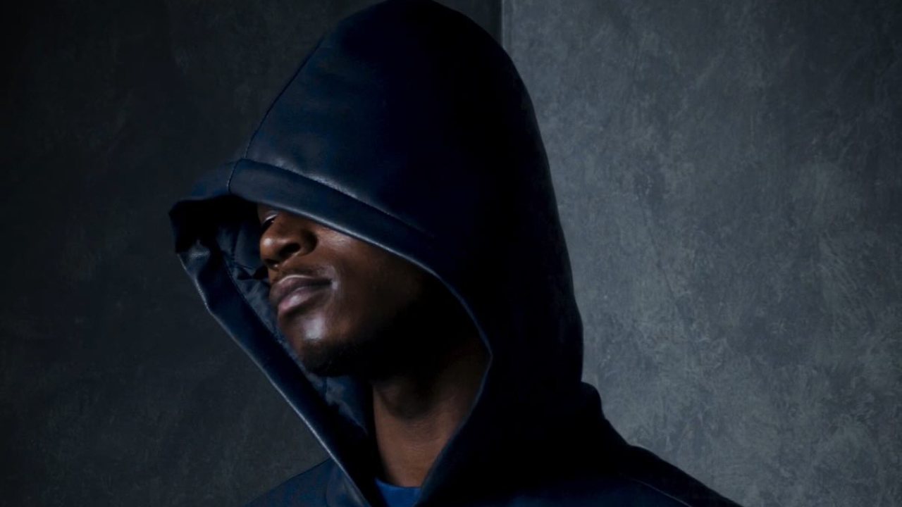 Hoodie Outfits for Men 8 Fresh Ways to Style Yours in 2026